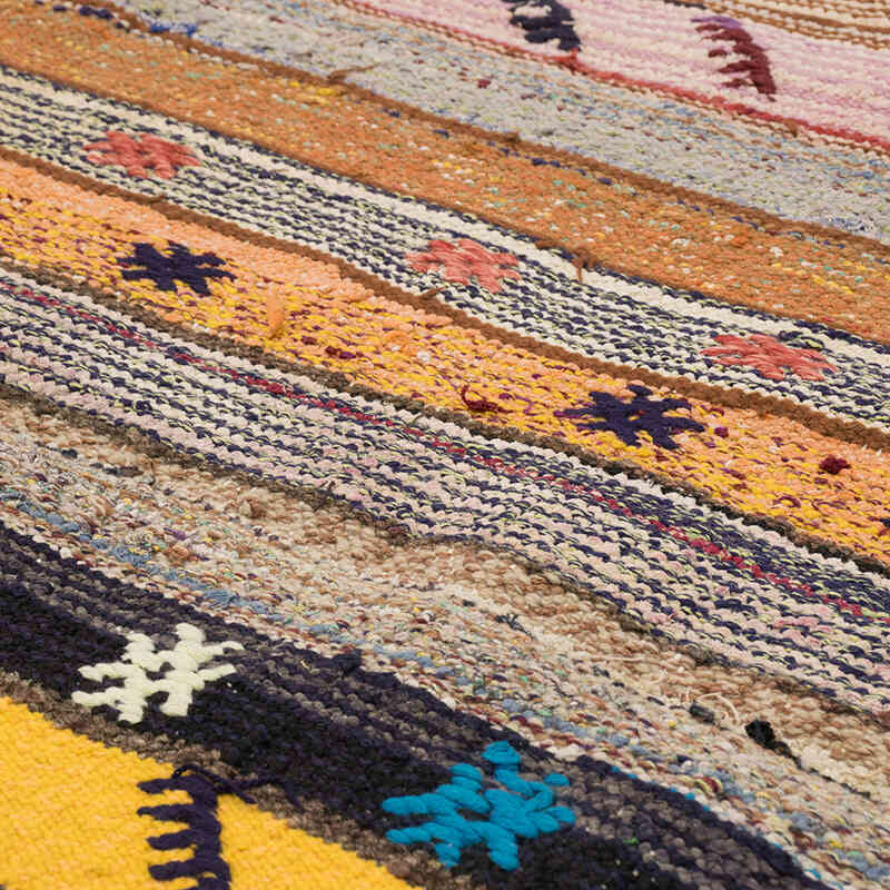 Vintage Turkish Kilim Rug - 5' 2" x 9' 6" (62" x 114") - K0072029