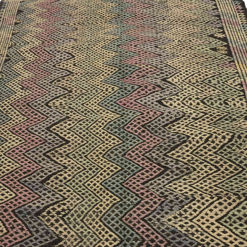 Vintage Anatolian Jijim Rug - 5' 3" x 8' 10" (63" x 106") - K0072243