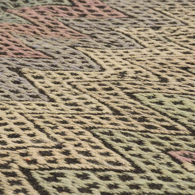 Vintage Anatolian Jijim Rug - 5' 3" x 8' 10" (63" x 106") - K0072243