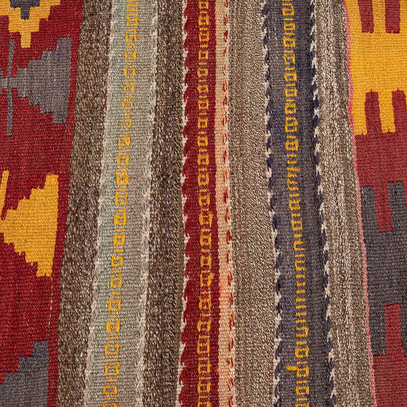 Vintage Denizli Kilim Rug - 6' 1" x 9' 3" (73" x 111") - K0072522