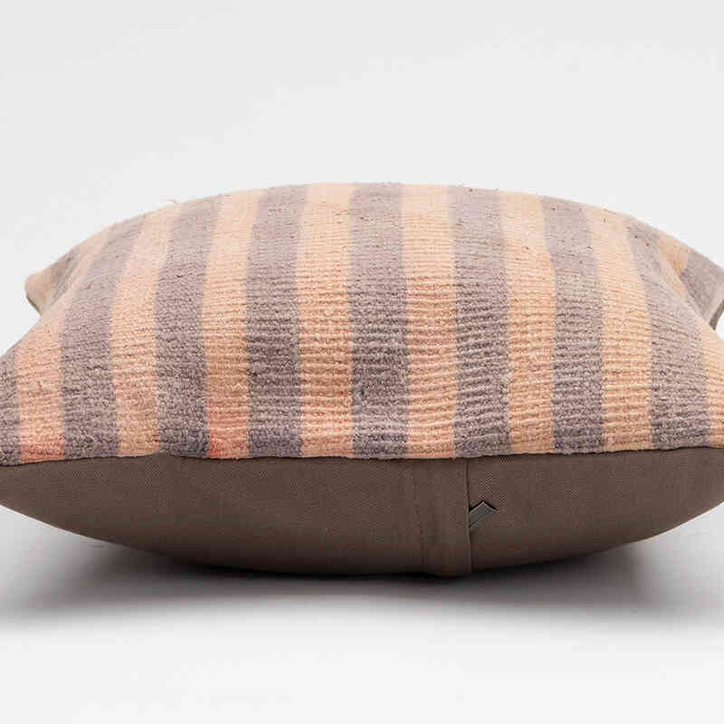 Kilim Pillow Cover - 1' 4" x 1' 4" (16" x 16") - K0072670