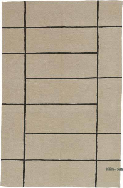 New Handwoven Turkish Kilim Rug - 5' 9" x 8' 11" (69" x 107")