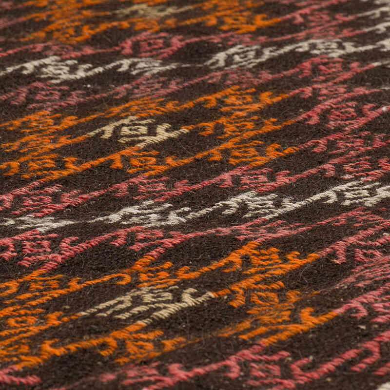 Vintage Anatolian Jijim Rug - 5' 3" x 9' 11" (63" x 119") - K0073185