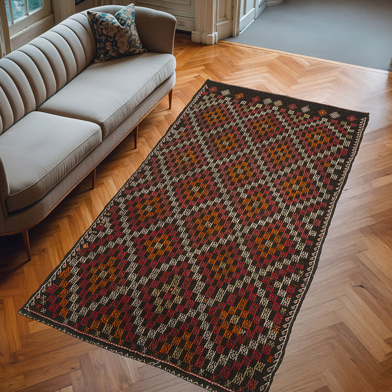 Vintage Anatolian Jijim Rug - 5' 3" x 9' 11" (63" x 119") - K0073185