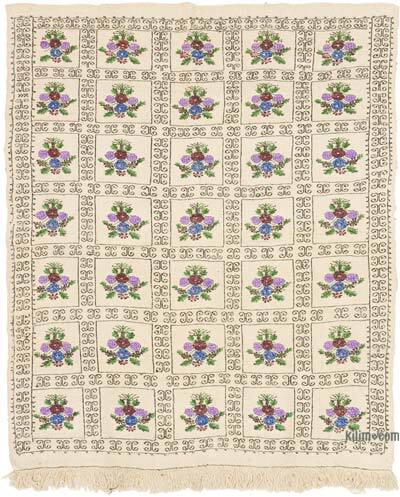 Vintage Anatolian Jijim Rug - 5' 8" x 6' 9" (68" x 81")
