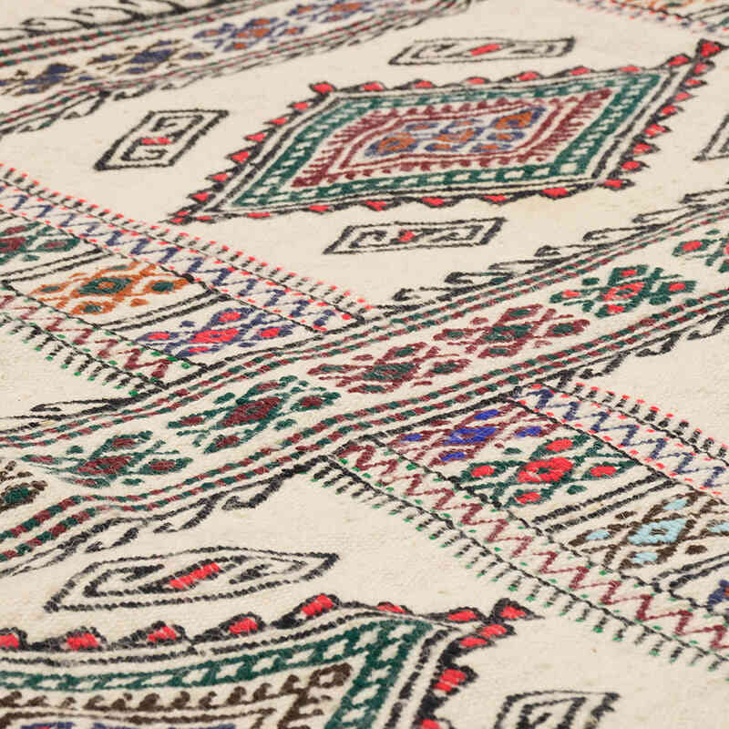 Vintage Anatolian Jijim Rug - 5' 3" x 7' 1" (63" x 85") - K0073289