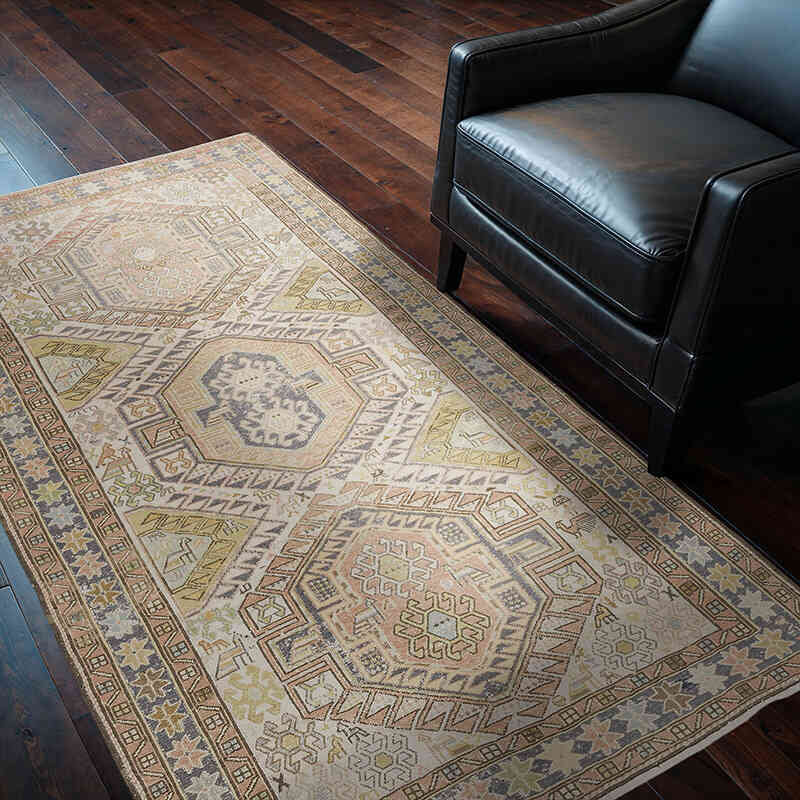 Vintage Soumak Rug - 4' 1" x 6' 7" (49" x 79") - K0073298