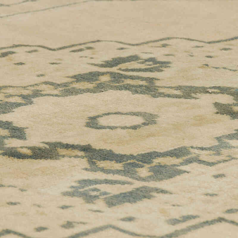 Vintage Turkish Hand-Knotted Rug - 5' 5" x 9' 8" (65" x 116") - K0073959