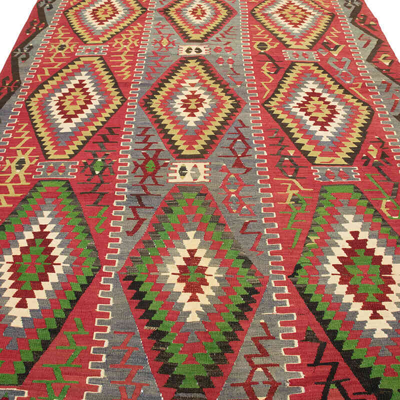 Vintage Esme Kilim Rug - 5' 6" x 9' 8" (66" x 116") - K0074008