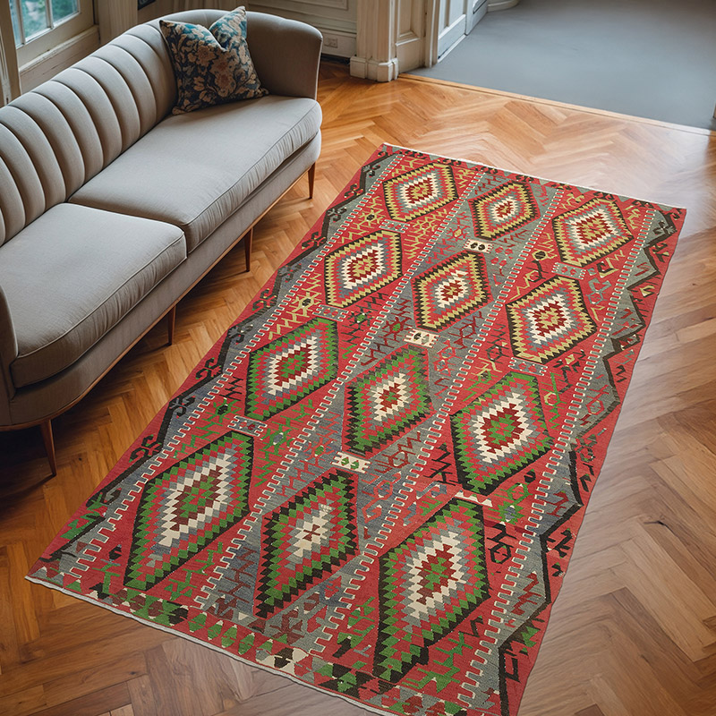 Vintage Esme Kilim Rug - 5' 6" x 9' 8" (66" x 116") - K0074008