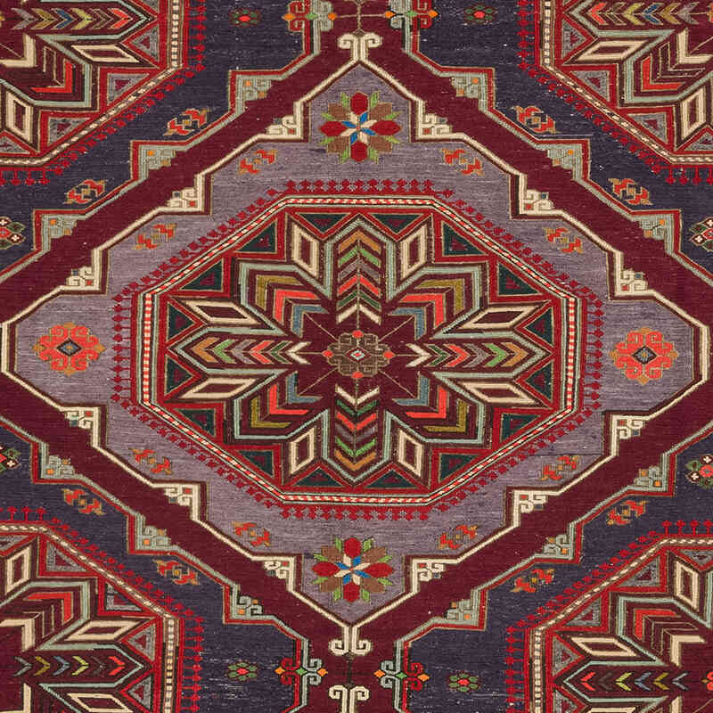 Vintage Caucasian Soumak Rug - 6' 8" x 11' 4" (80" x 136") - K0074024