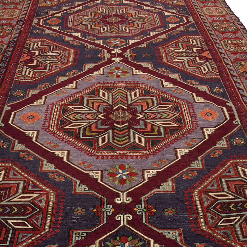 Vintage Caucasian Soumak Rug - 6' 8" x 11' 4" (80" x 136") - K0074024