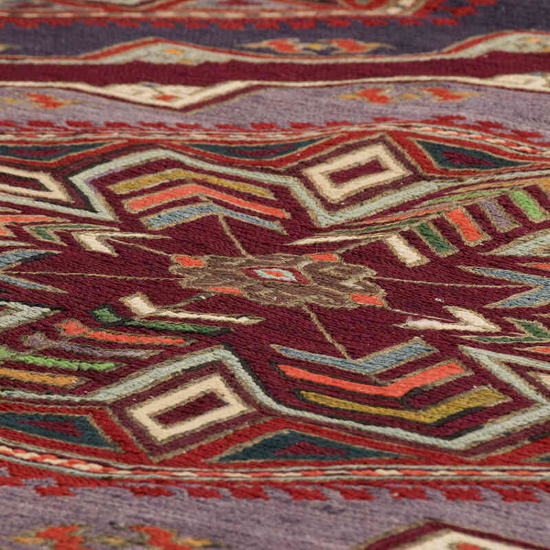 Vintage Caucasian Soumak Rug - 6' 8" x 11' 4" (80" x 136") - K0074024