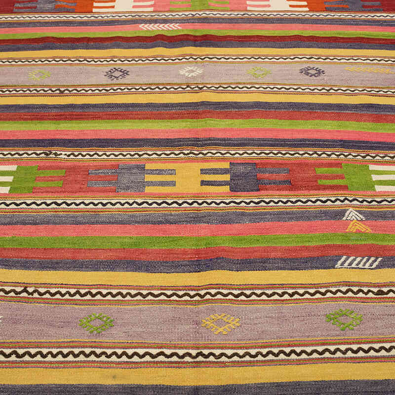 Vintage Manisa Kilim Rug - 5' 5" x 7' 7" (65" x 91") - K0074064