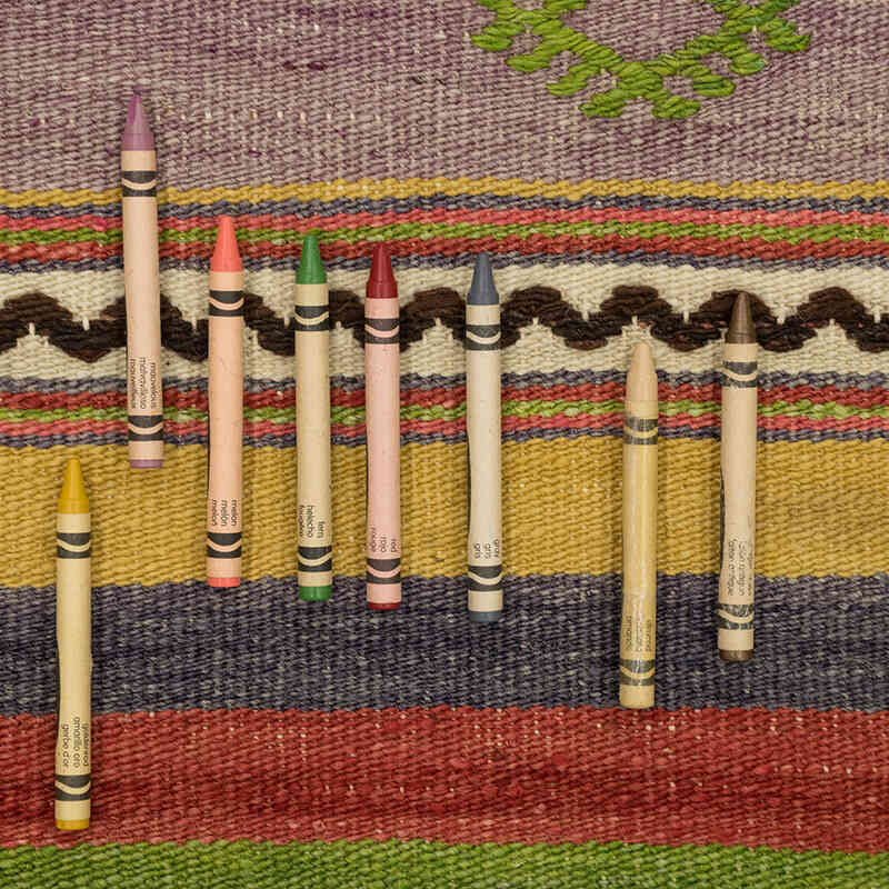 Vintage Manisa Kilim Rug - 5' 5" x 7' 7" (65" x 91") - K0074064