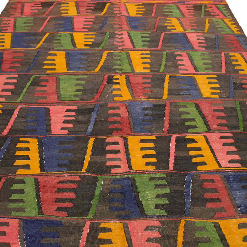 Vintage Mihalic Kilim Rug - 5' 9" x 9' 3" (69" x 111") - K0074069