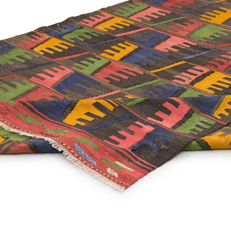 Vintage Mihalic Kilim Rug - 5' 9" x 9' 3" (69" x 111") - K0074069