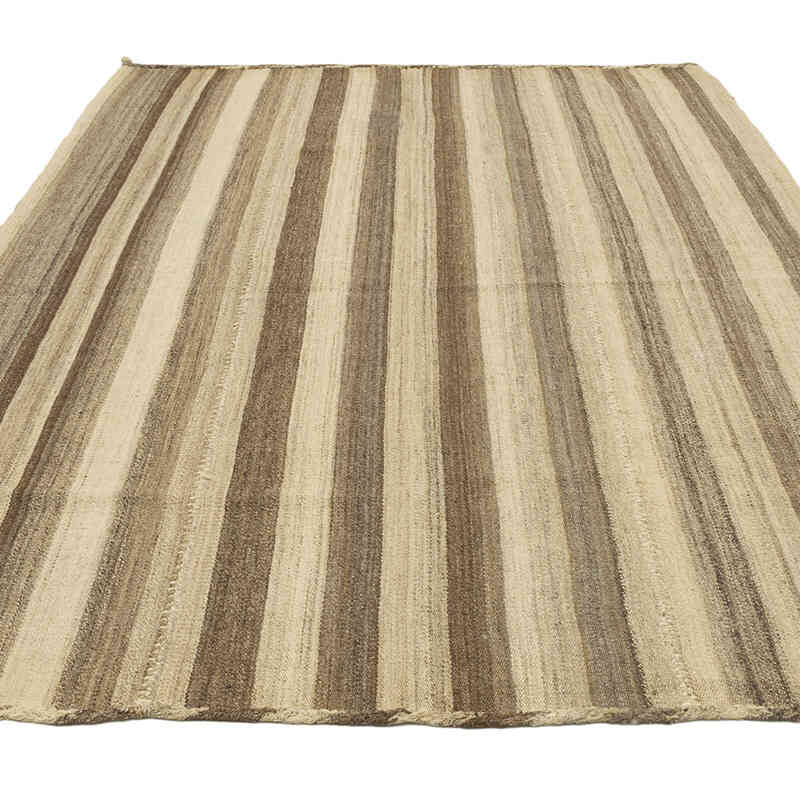 Vintage Anatolian Kilim Rug - 5' 7" x 7' 11" (67" x 95") - K0074087