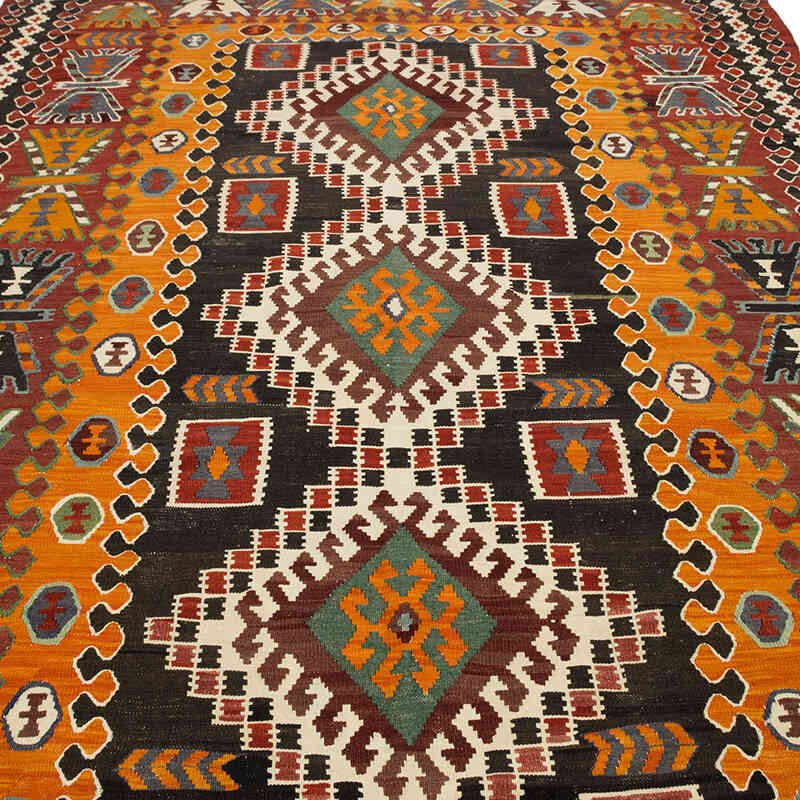 Vintage Caucasian Kilim Rug - 6' 7" x 10' 8" (79" x 128") - K0074088