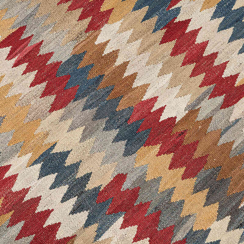 New Hand-Woven Kilim Rug - 3' 5" x 5' 1" (41" x 61") - K0074303