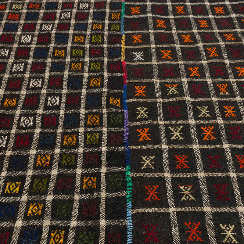 Vintage Anatolian Jijim Rug - 7' 11" x 8' 7" (95" x 103") - K0074646