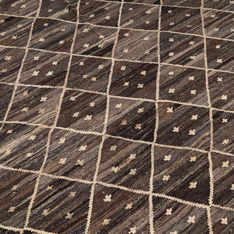 New Hand-Woven Kilim Rug - 6' 11" x 9' 10" (83" x 118") - K0074816