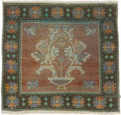 El Dokuma Vintage Halı - 62 cm x 58 cm