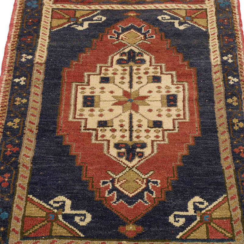 Vintage Turkish Hand-Knotted Rug - 1' 9" x 3' 1" (21" x 37") - K0075126