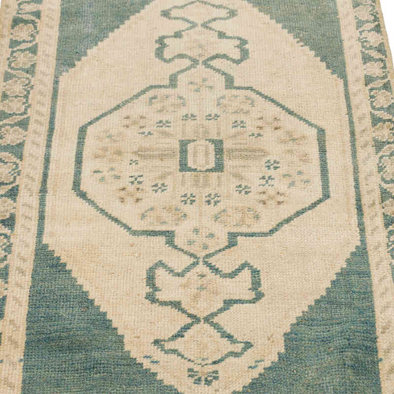 Vintage Turkish Hand-Knotted Rug - 1' 8" x 3' 3" (20" x 39") - K0075151