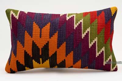 Kilim Pillow Cover - 1' 8" x 1'  (20" x 12")