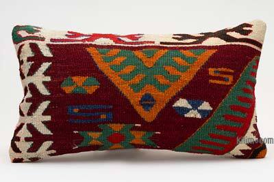 Kilim Pillow Cover - 1' 8" x 1'  (20" x 12")