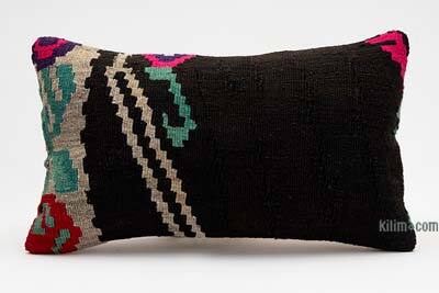 Kilim Pillow Cover - 1' 8" x 1'  (20" x 12")