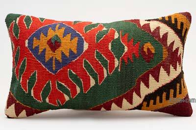 Kilim Pillow Cover - 1' 8" x 1'  (20" x 12")
