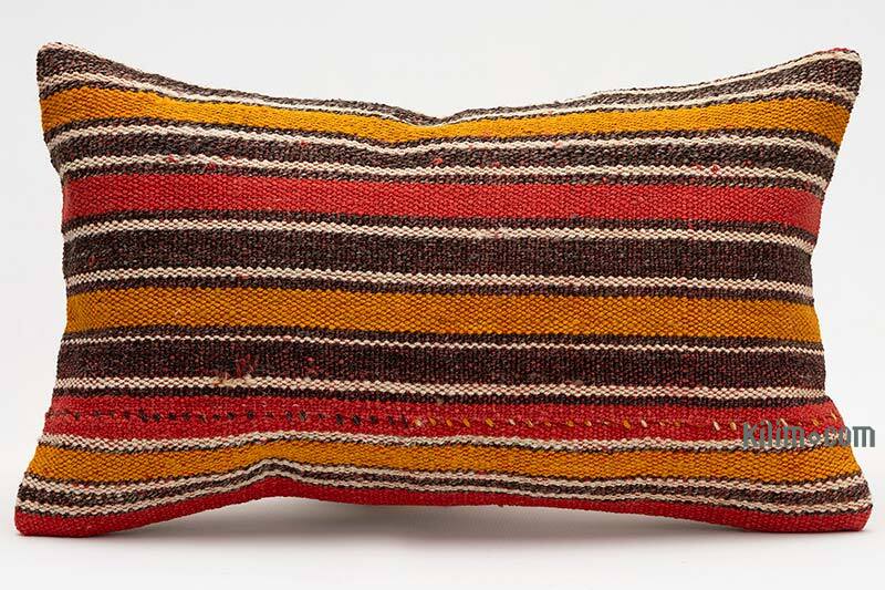 Kilim Pillow Cover - 1' 8" x 1'  (20" x 12") - K0075382