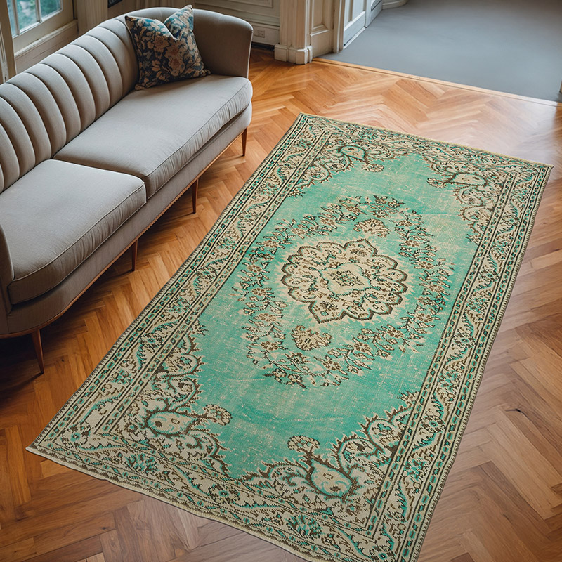 Vintage Turkish Hand-Knotted Rug - 5' 5" x 9' 1" (65" x 109") - K0075585