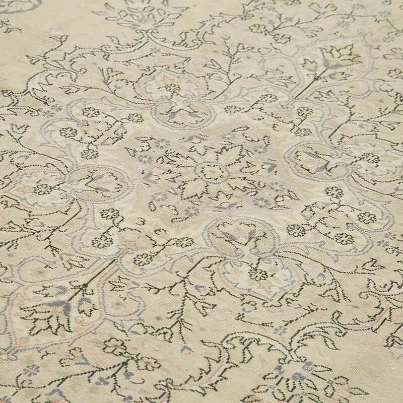 Vintage Turkish Hand-Knotted Rug - 6' 9" x 10' 4" (81" x 124") - K0075647