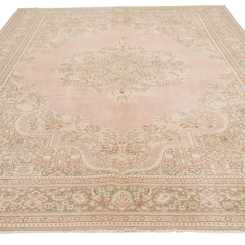 Vintage Turkish Hand-Knotted Rug - 6' 9" x 10'  (81" x 120") - K0075668