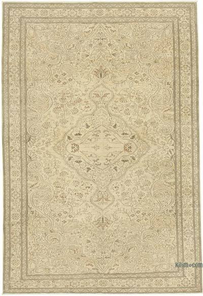 Vintage Turkish Hand-Knotted Rug - 6' 6" x 9' 10" (78" x 118")