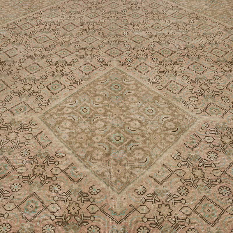 Vintage Hand-Knotted Oriental Rug - 9' 9" x 13' 1" (117" x 157") - K0075797