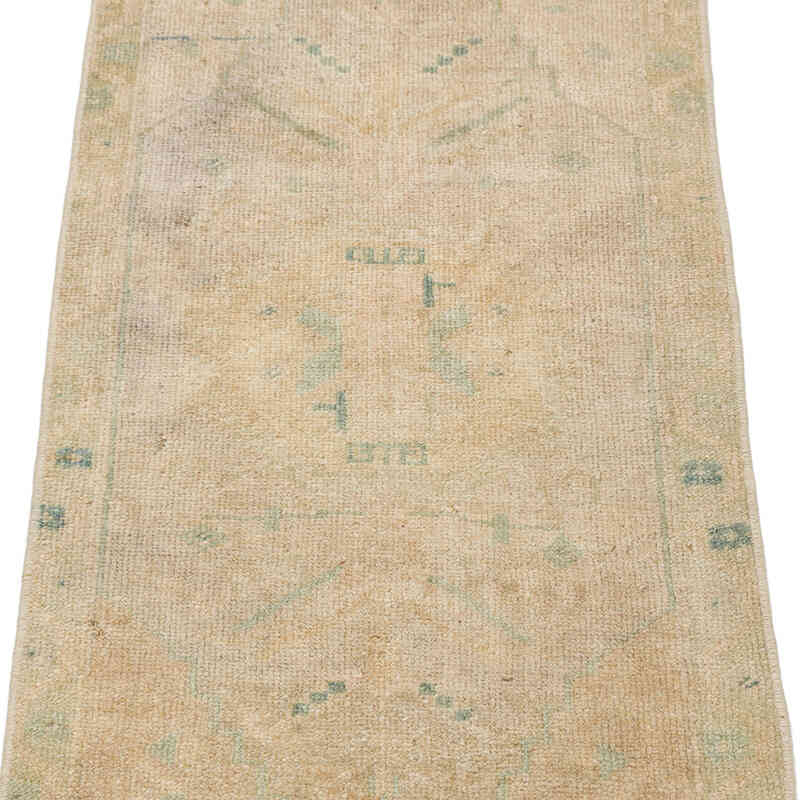 Vintage Turkish Hand-Knotted Rug - 1' 6" x 2' 8" (18" x 32") - K0076207