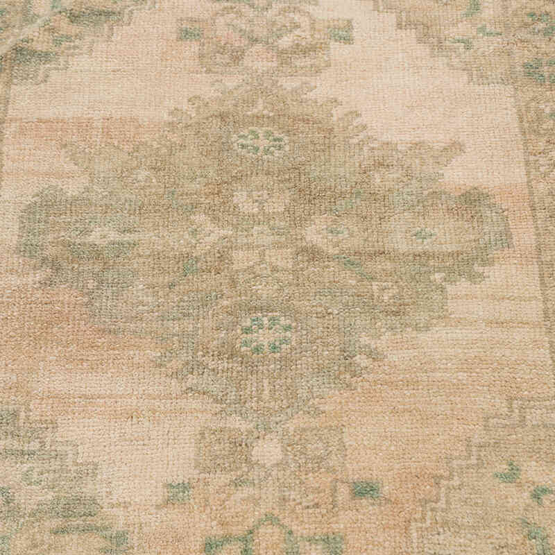 Vintage Turkish Hand-Knotted Rug - 1' 7" x 2' 9" (19" x 33") - K0076254