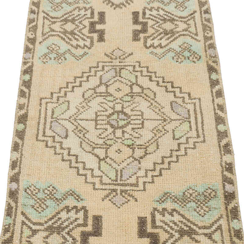 Vintage Turkish Hand-Knotted Rug - 1' 6" x 2' 11" (18" x 35") - K0076262