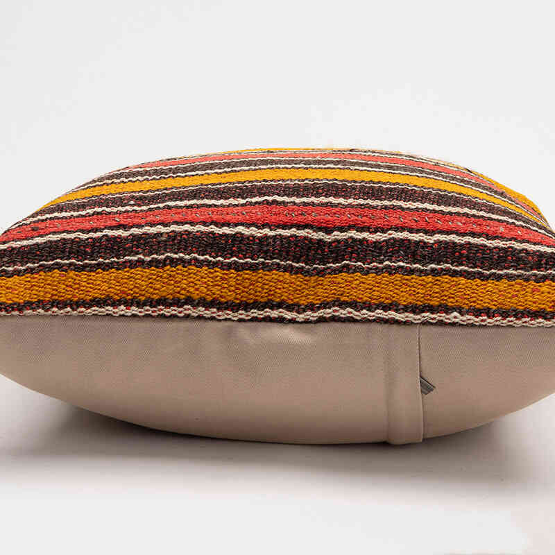 Kilim Pillow Cover - 1' 8" x 1' 8" (20" x 20") - K0076343