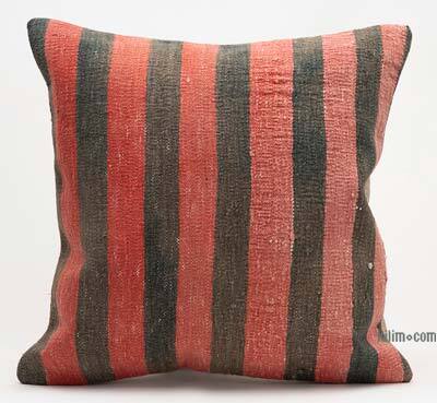 Kilim Pillow Cover - 1' 8" x 1' 8" (20" x 20")