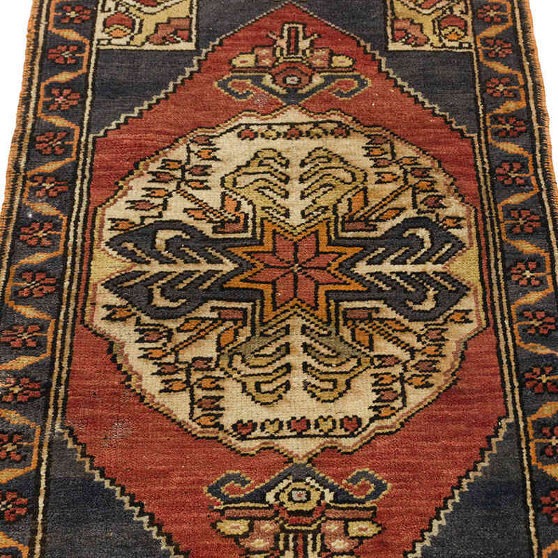 Vintage Turkish Hand-Knotted Rug - 1' 8" x 3' 5" (20" x 41") - K0076394