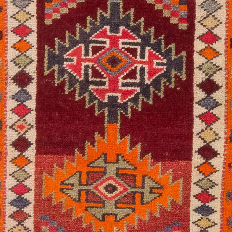 Vintage Tribal Runner Rug - 2' 8" x 10' 6" (32" x 126") - K0077065