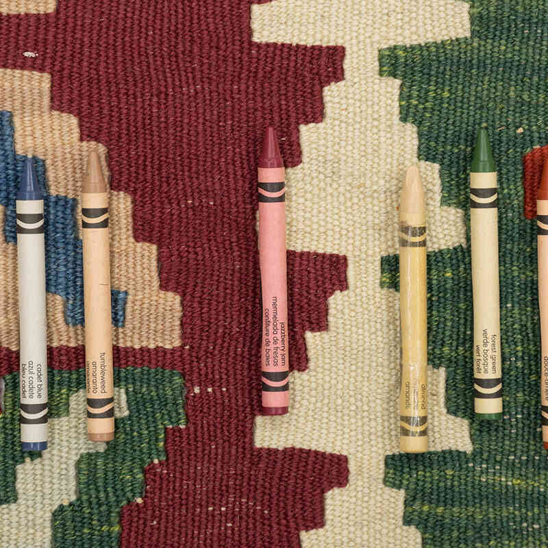 New Handwoven Turkish Kilim Rug - 4'  x 5' 9" (48" x 69") - K0077637