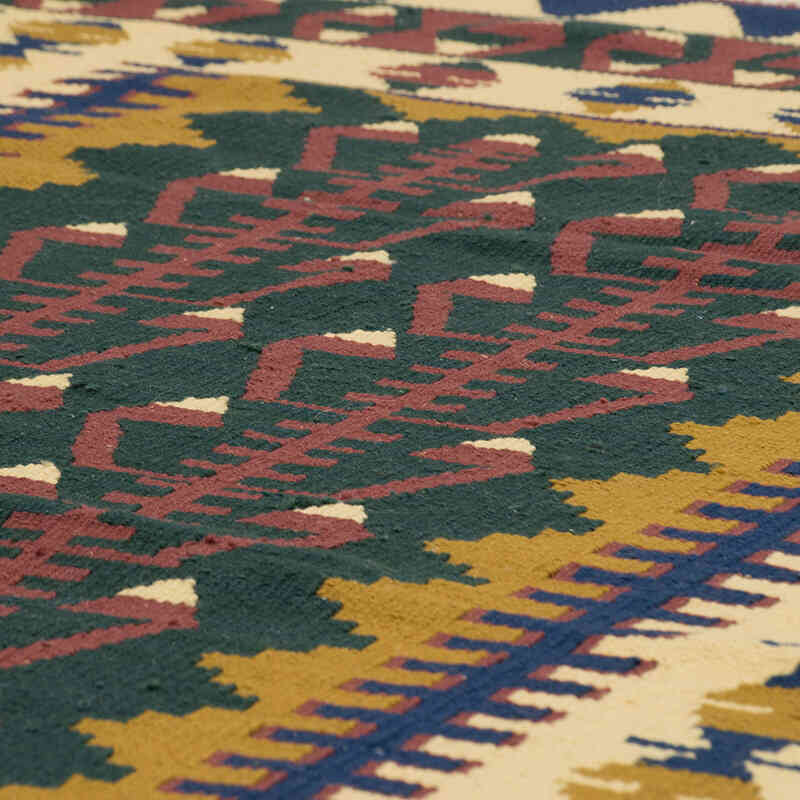 New Handwoven Turkish Kilim Rug - 3' 11" x 5' 10" (47" x 70") - K0077663