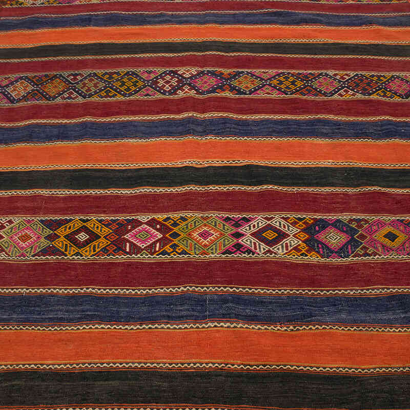 Vintage Sivas Kilim Rug - 6' 2" x 9' 6" (74" x 114") - K0077882