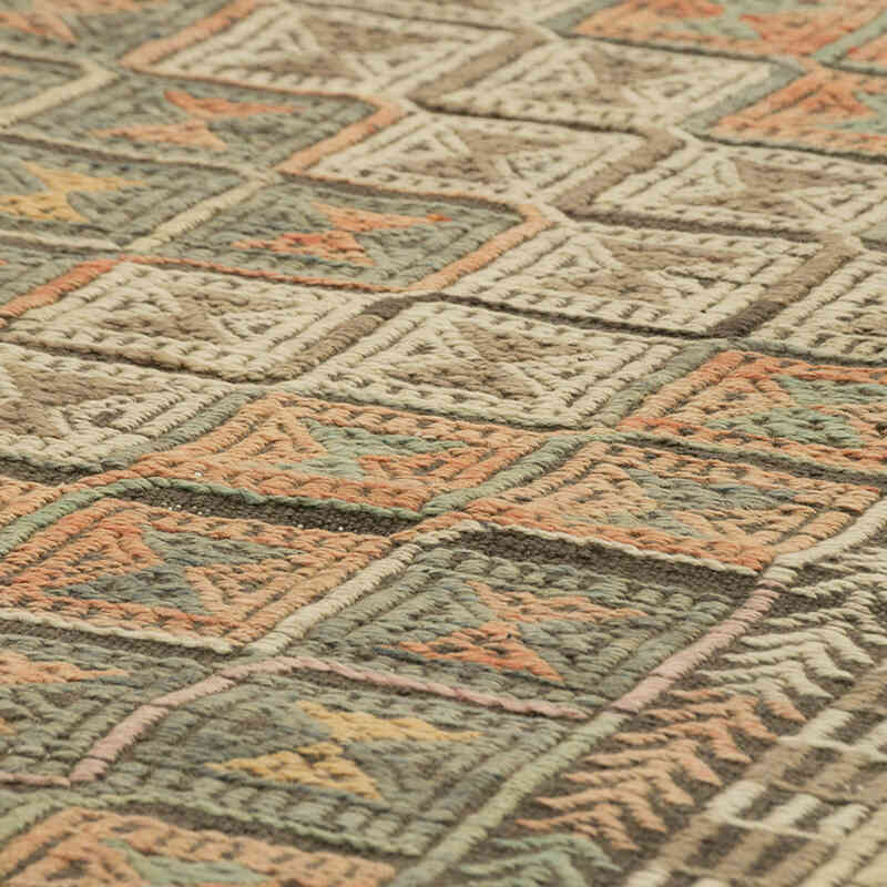 Vintage Anatolian Jijim Rug - 6' 1" x 10' 4" (73" x 124") - K0077914